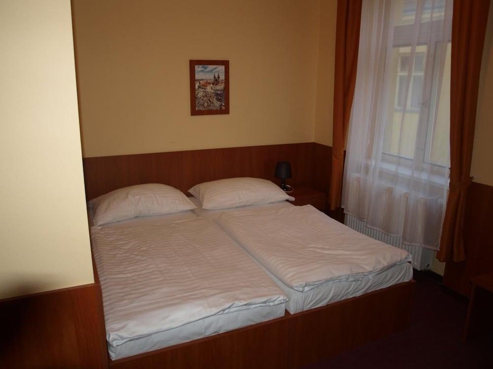 Hotel Zlatá Váha 3*
